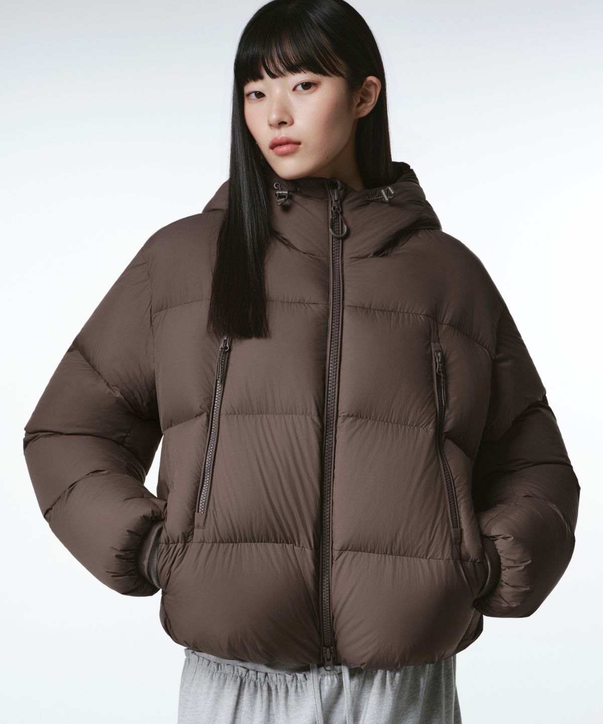 무신사 스탠다드 우먼(MUSINSA STANDARD WOMAN) [시티 레저] 우먼즈 후디드 다운 숏 패딩 재킷 [브라운]