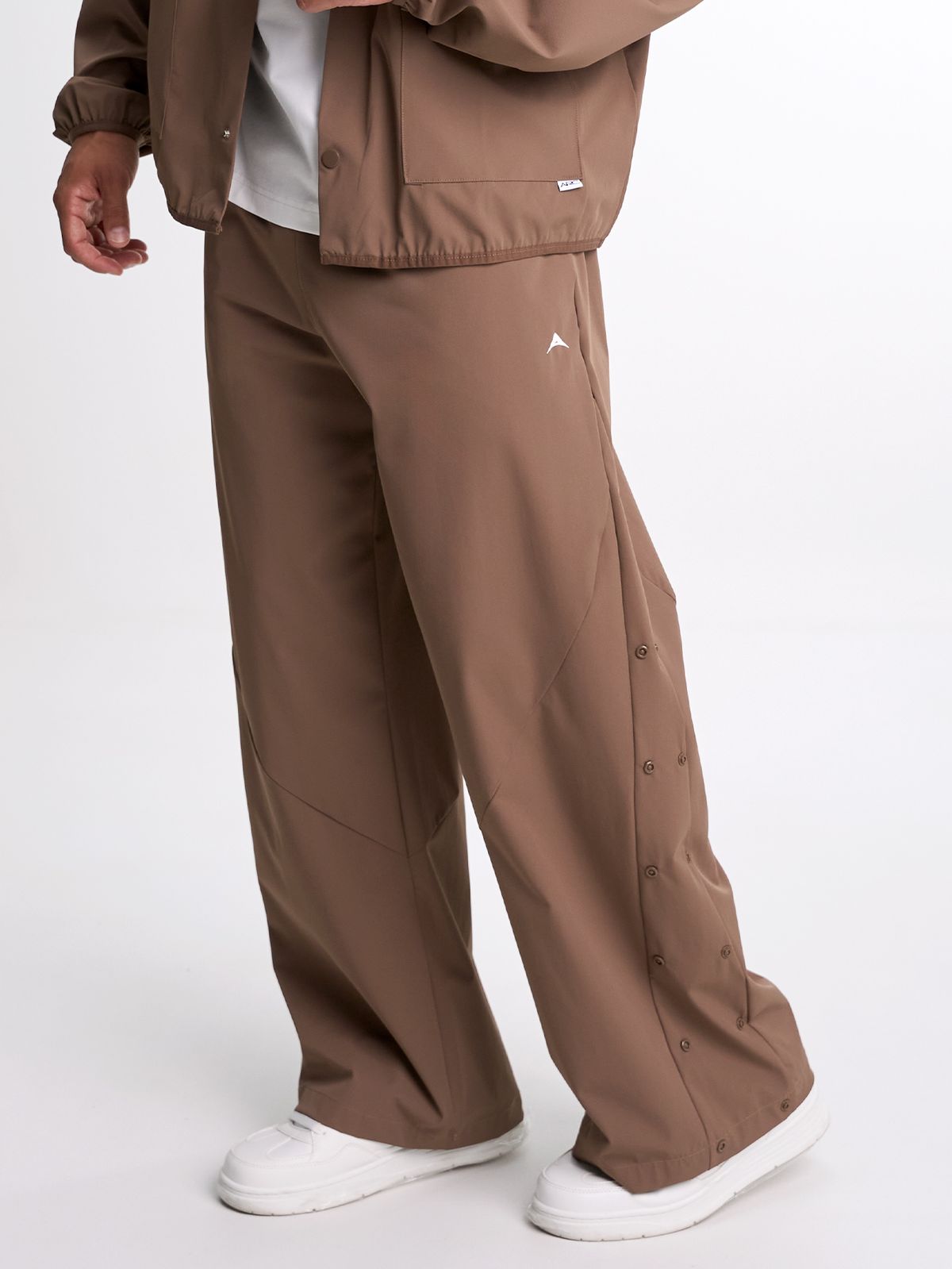 시그마스(SIGMAS) Tone Line Wide Leg Sweatpant (Coffee Brown)