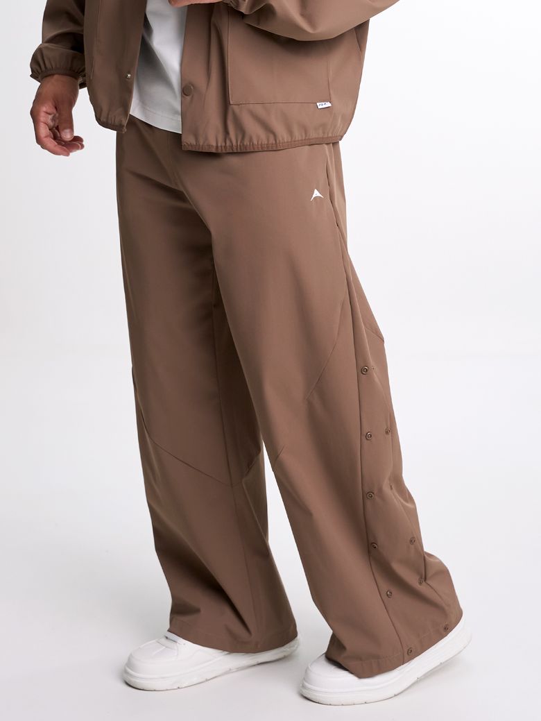 Tone Line Wide Leg Sweatpant (Coffee Brown)