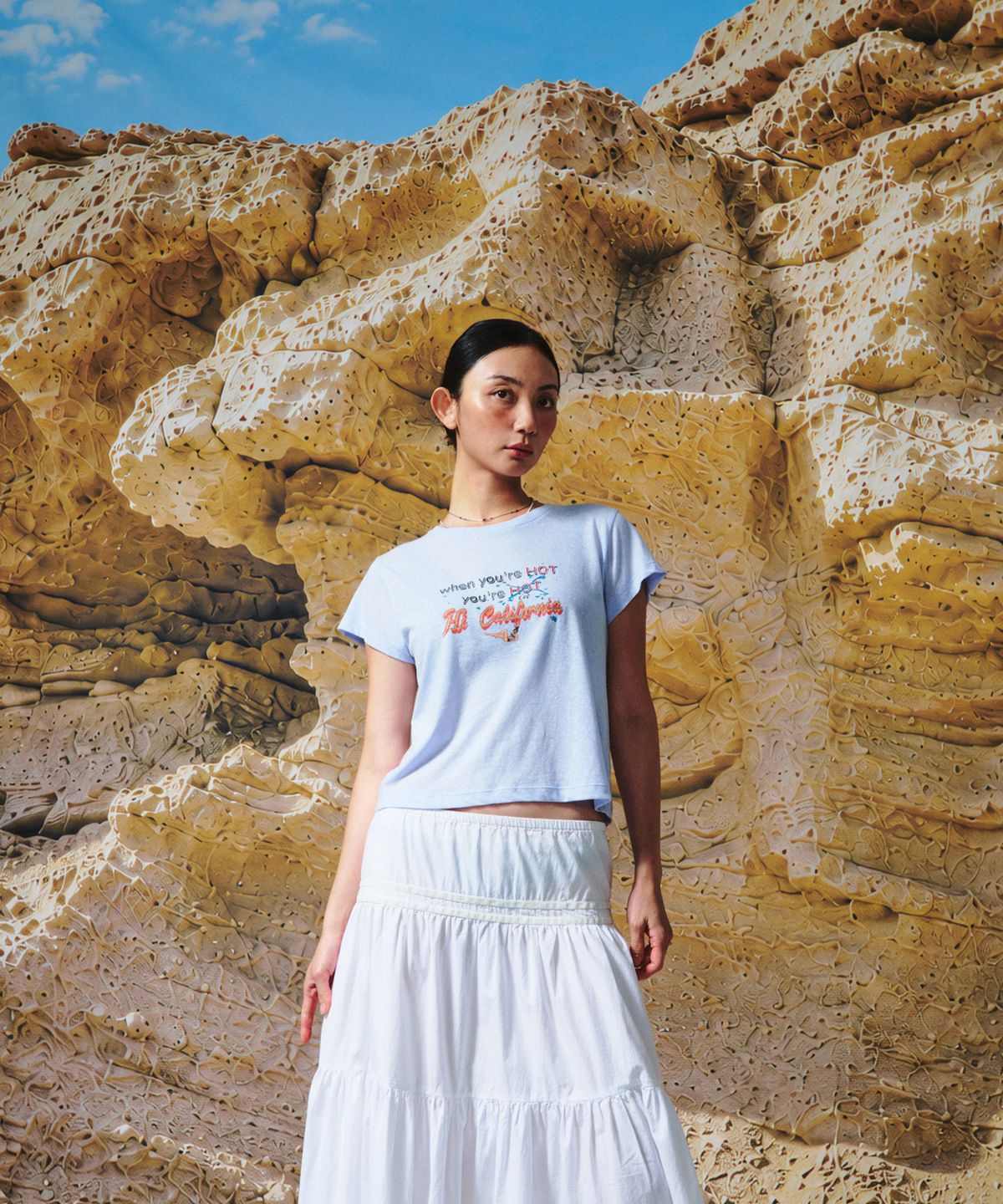 1011갤러리(1011 GALLERY) Woman California Linen Tee - Light Blue