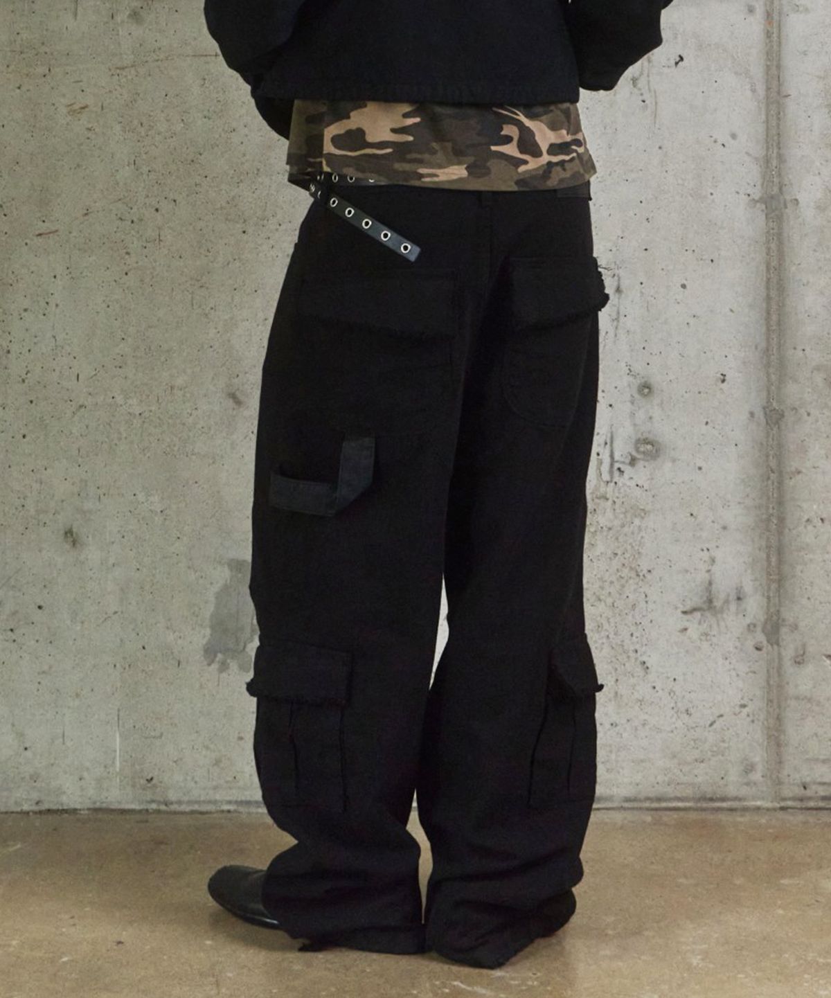 9999아카이브(9999ARCHIVE) Vintage Cut-Out Cargo Pants