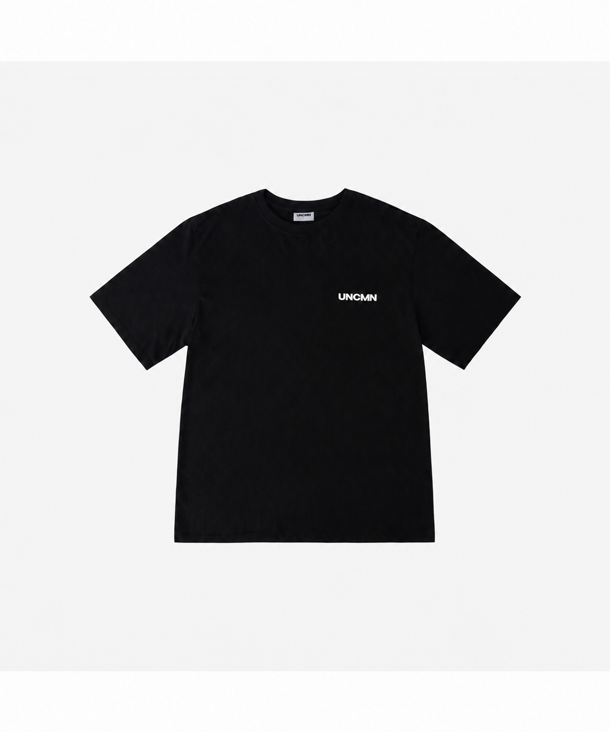 언커먼(UNCMN) LOGO T-SHIRT BLACK