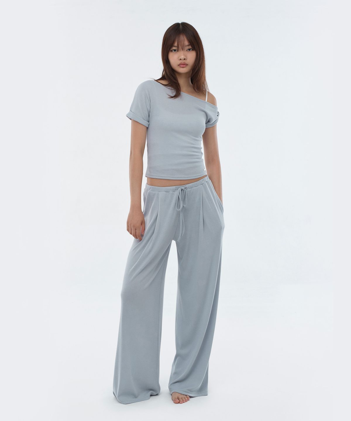 콘치웨어(CONCHWEAR) 플로우 핀턱 와이드 트레이닝 팬츠 (4colors)