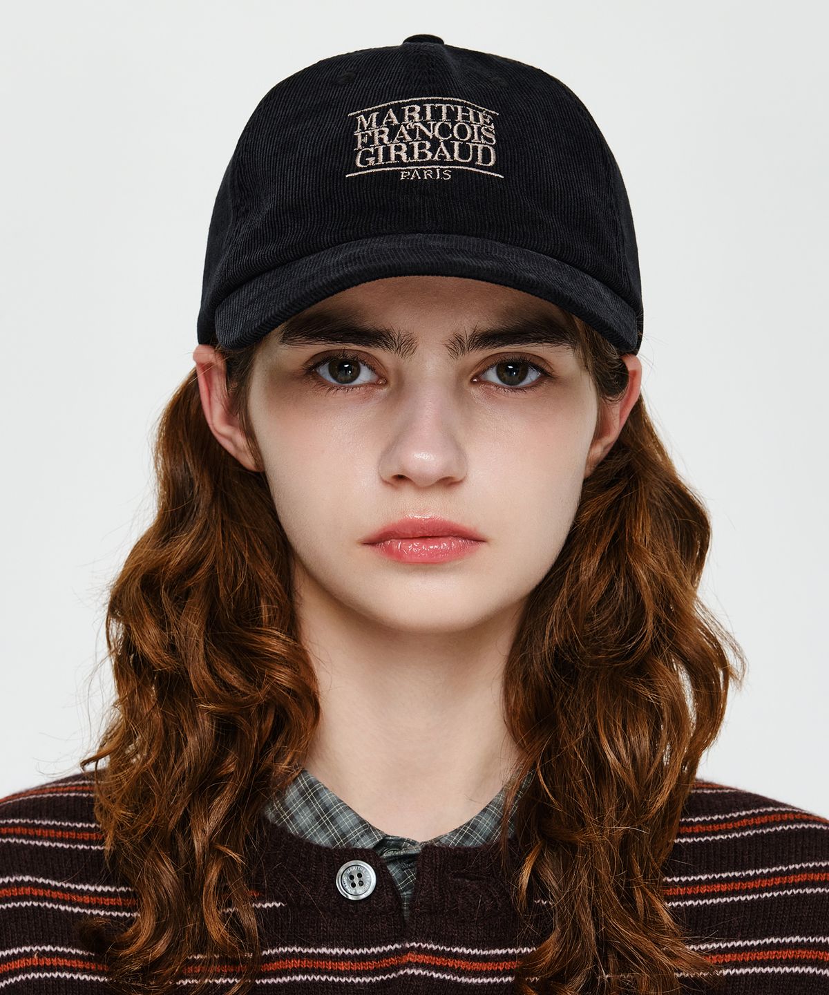 마리떼 프랑소와 저버(MARITHÉ + FRANҪOIS GIRBAUD) CORDUROY SMALL CLASSIC LOGO CAP black