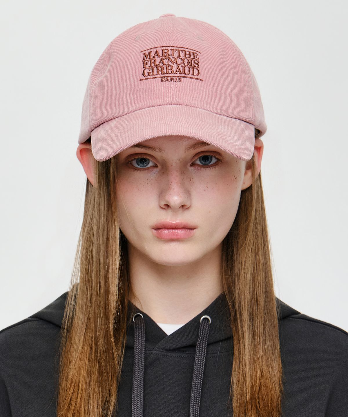 마리떼 프랑소와 저버(MARITHÉ + FRANҪOIS GIRBAUD) CORDUROY SMALL CLASSIC LOGO CAP dark pink
