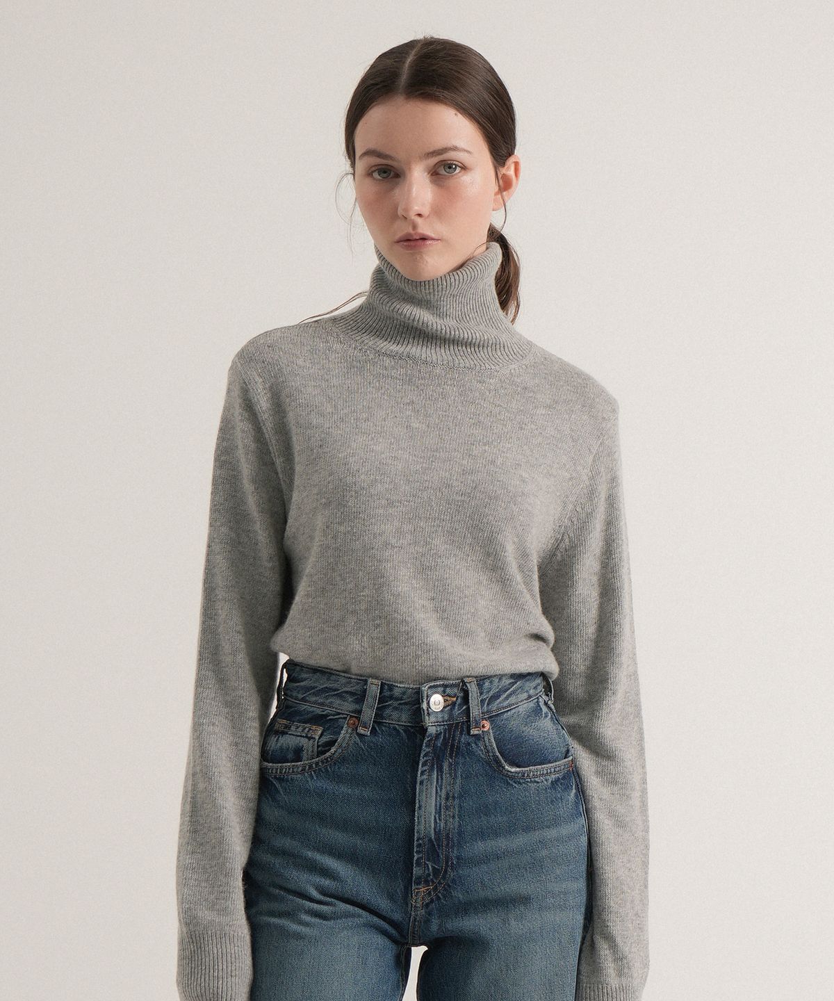 블레티(VLETI) Wool Turtleneck Sweater (Gray)
