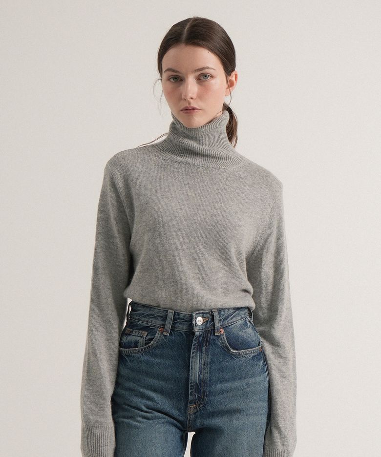 Wool Turtleneck Sweater (Gray)