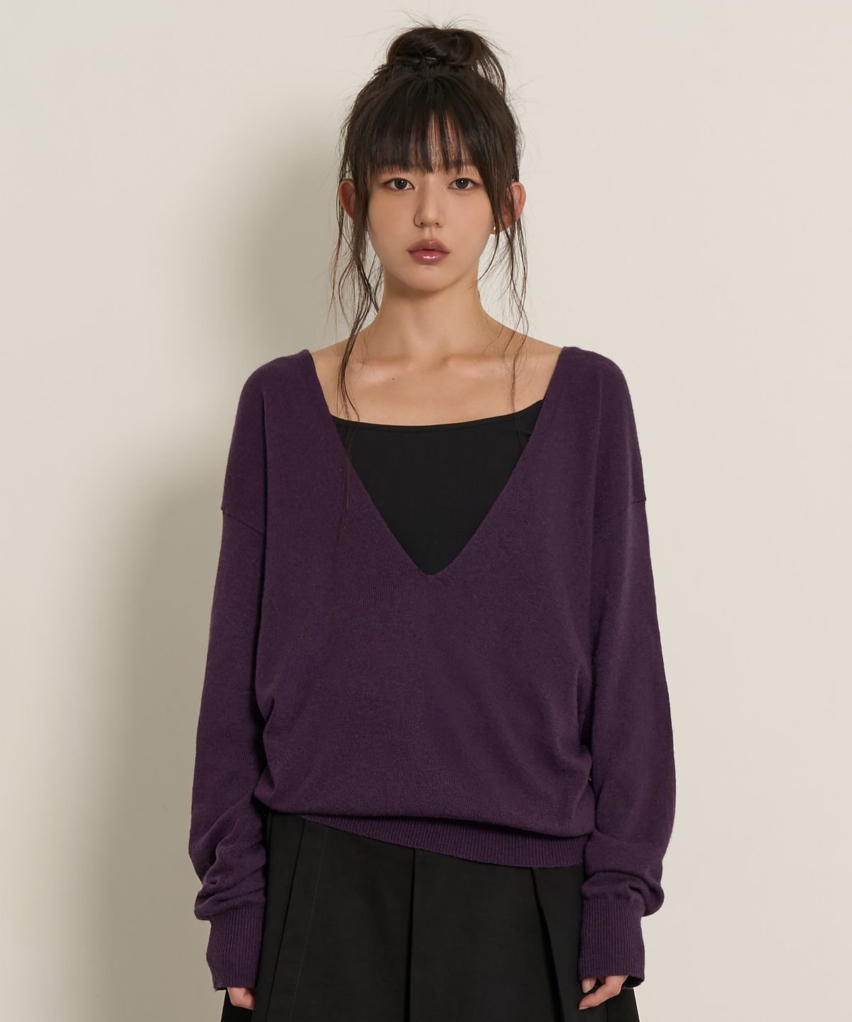 페플리(PEPLEE) Deep V-neck Knit (Purple)