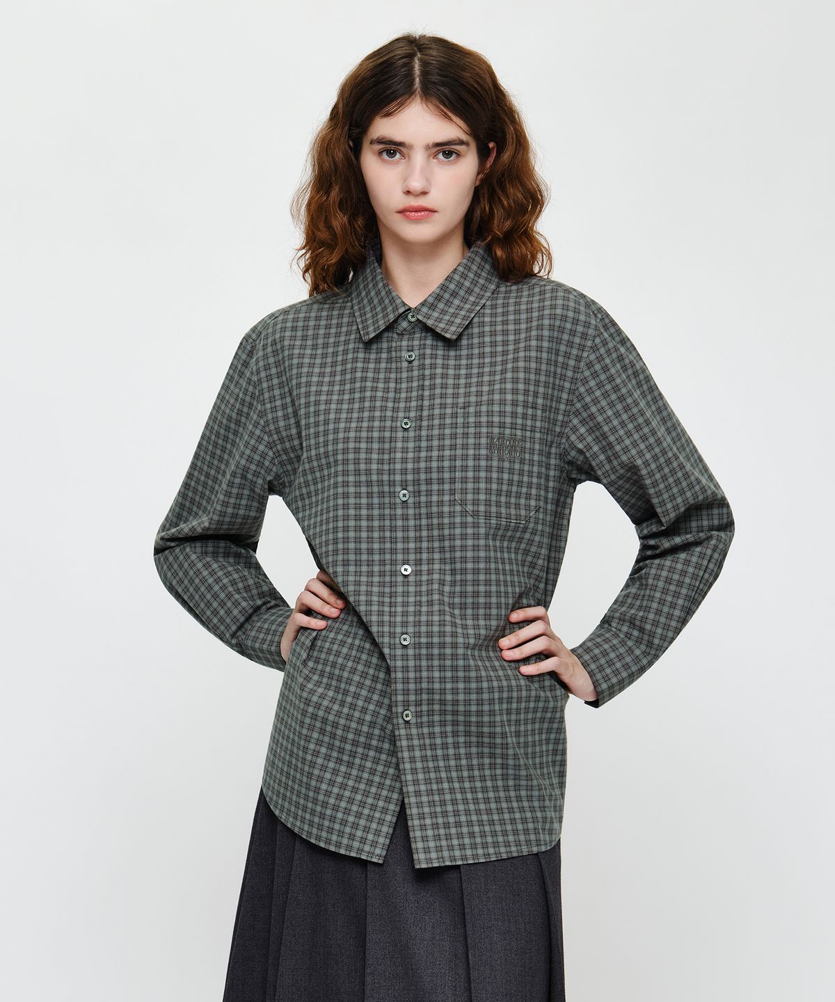 마리떼 프랑소와 저버(MARITHÉ + FRANҪOIS GIRBAUD) MICRO CLASSIC LOGO OVERSIZED CHECK SHIRT gray