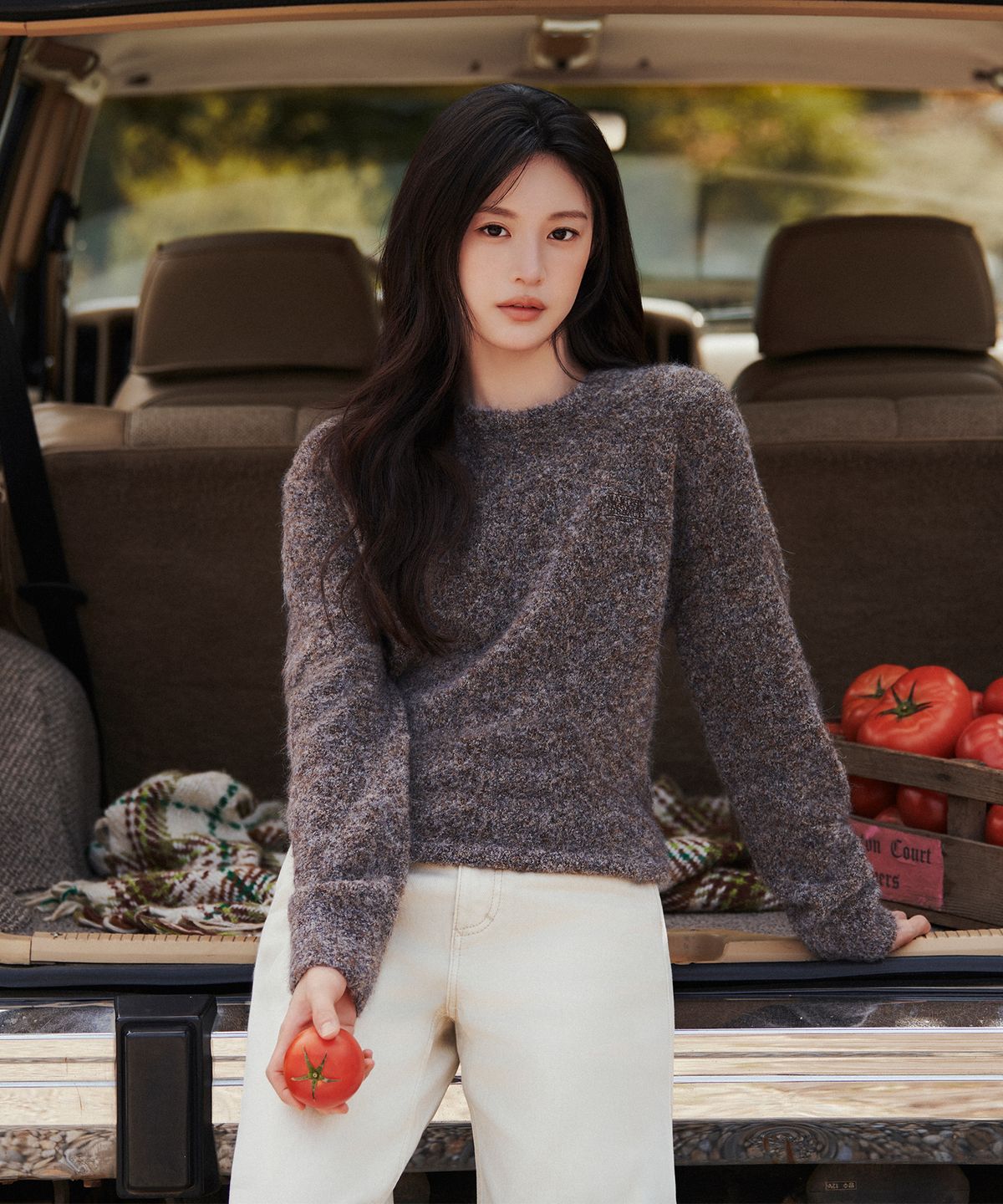 마리떼 프랑소와 저버(MARITHÉ + FRANҪOIS GIRBAUD) SMALL CLASSIC LOGO BOUCLE KNIT PULLOVER dark brown