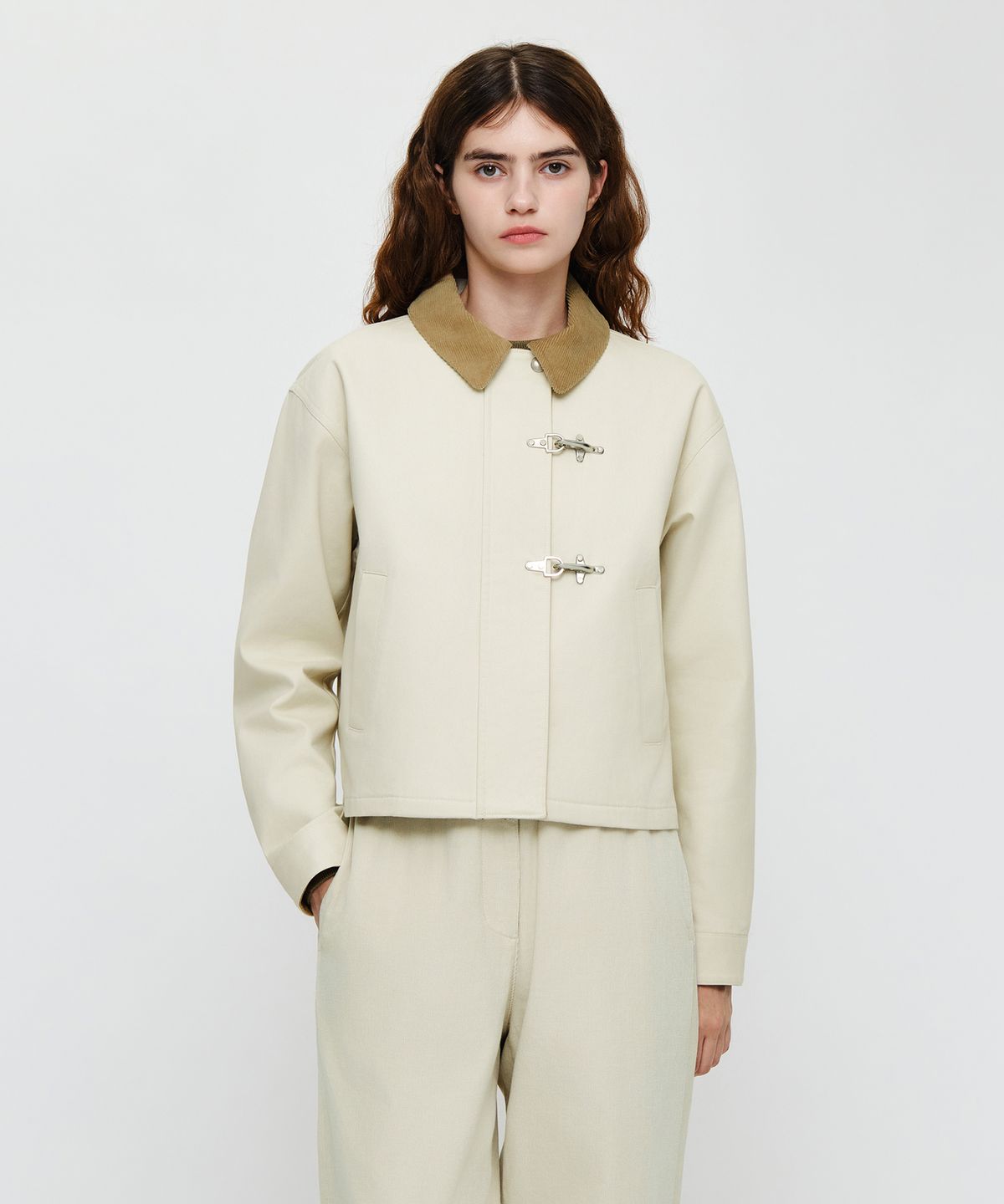 마리떼 프랑소와 저버(MARITHÉ + FRANҪOIS GIRBAUD) W COTTON CROP WORK JACKET cream