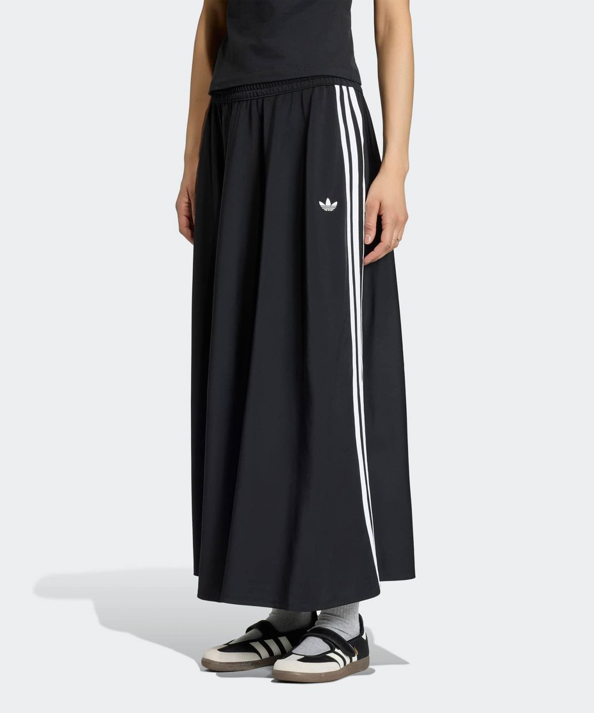 아디다스(ADIDAS) 파이어버드 스커트 - 블랙:화이트 / KR6663