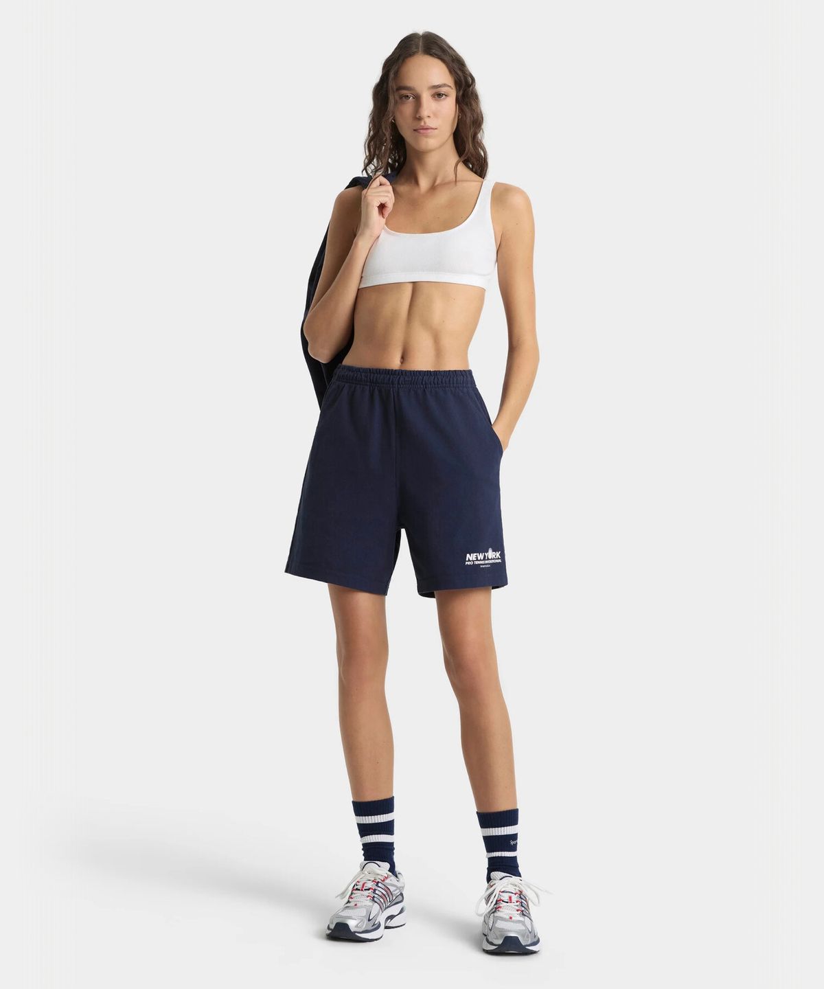 스포티앤리치(SPORTY&RICH) 프로 짐 쇼츠 남여공용 - 네이비 R265AU7018