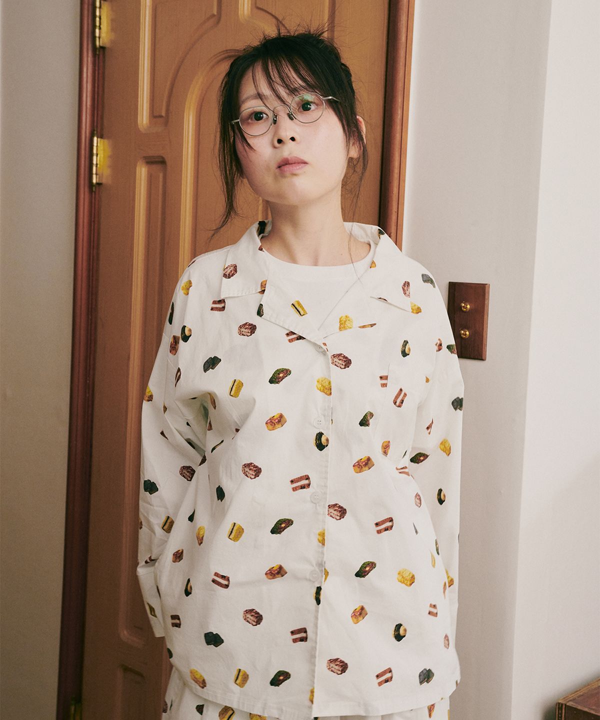 오끼뜨(OGGITT) (uni)도미토리 떡 도트 파자마
