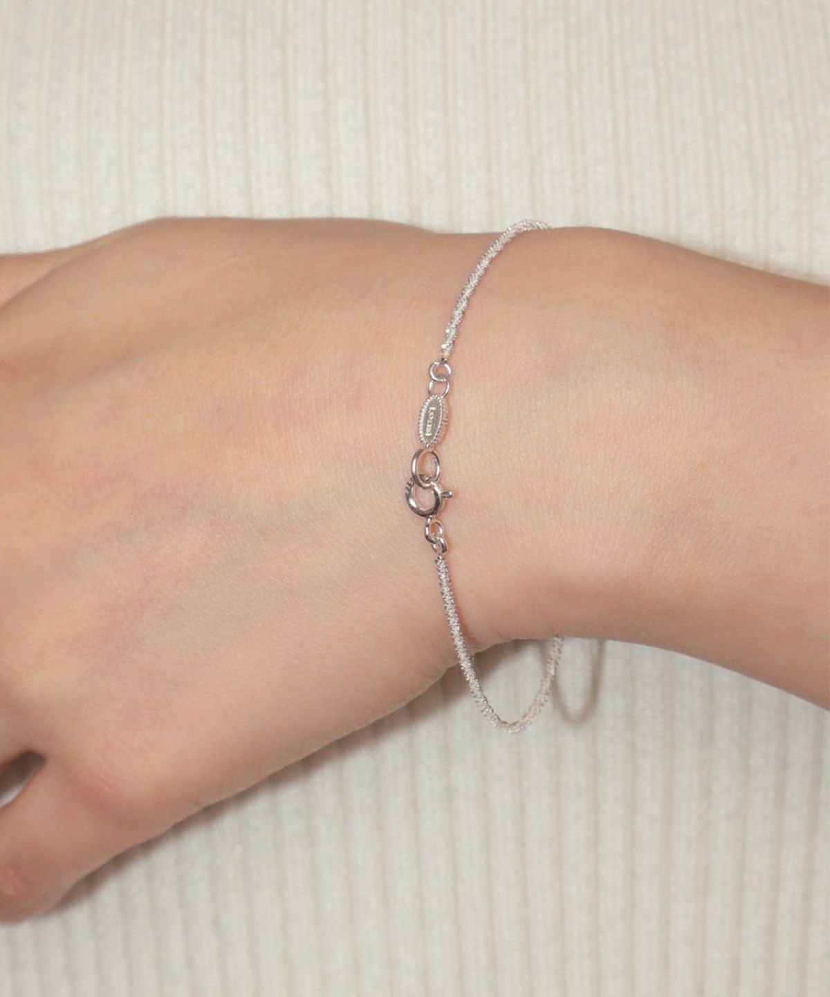 로아시(LOASI) glittering line bracelet