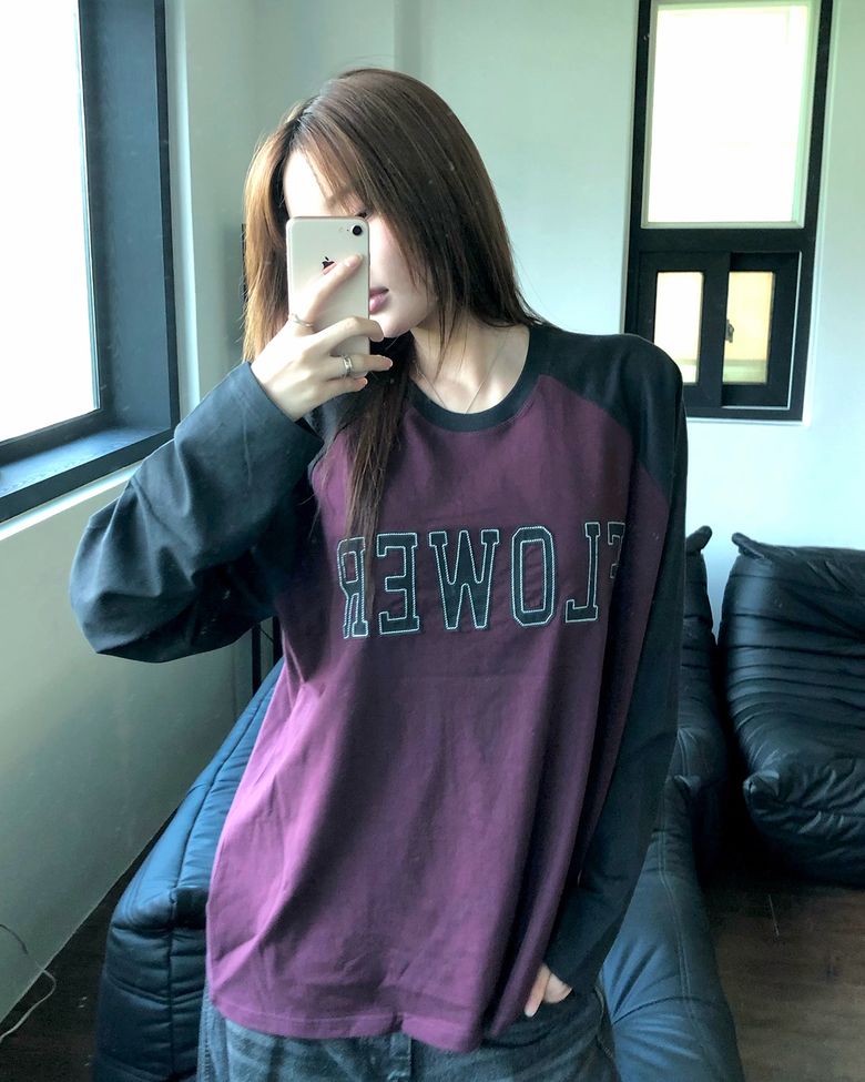 FLOWER APLIQUE RAGLAN L/S TEE(PLUM)