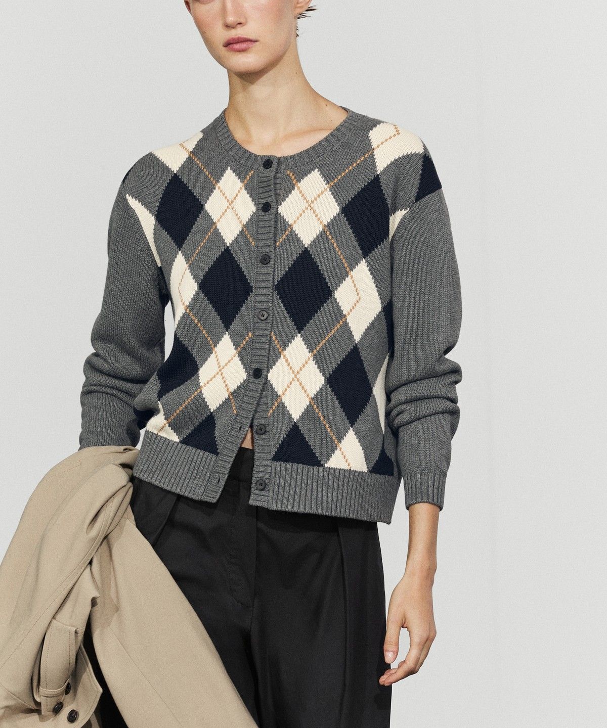 마시모두띠(MASSIMO DUTTI) 100% 코튼 아가일 니트 가디건