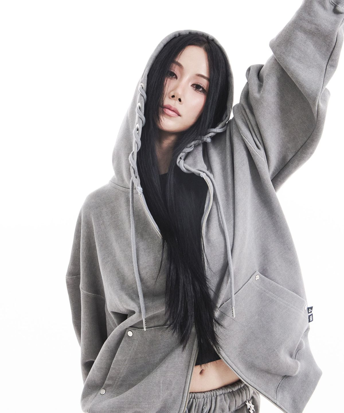 시데라(SIDERA) Eyelets Stone Hotfix Hoodie [Unisex/Gray]