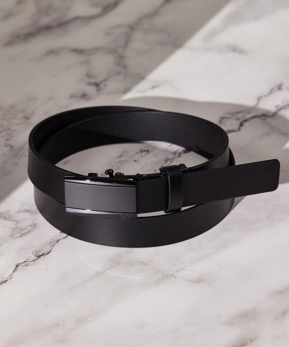 닥스 남성 액세서리(DAKS MEN'S ACCESSORIES) 블랙 무광버클 소가죽 자동벨트 DBBE6F501BK