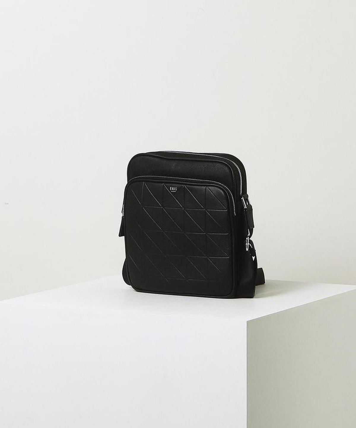 닥스 남성 액세서리(DAKS MEN'S ACCESSORIES) 블랙 그리드패턴 가죽배색 나일론 DBBA6F275BK