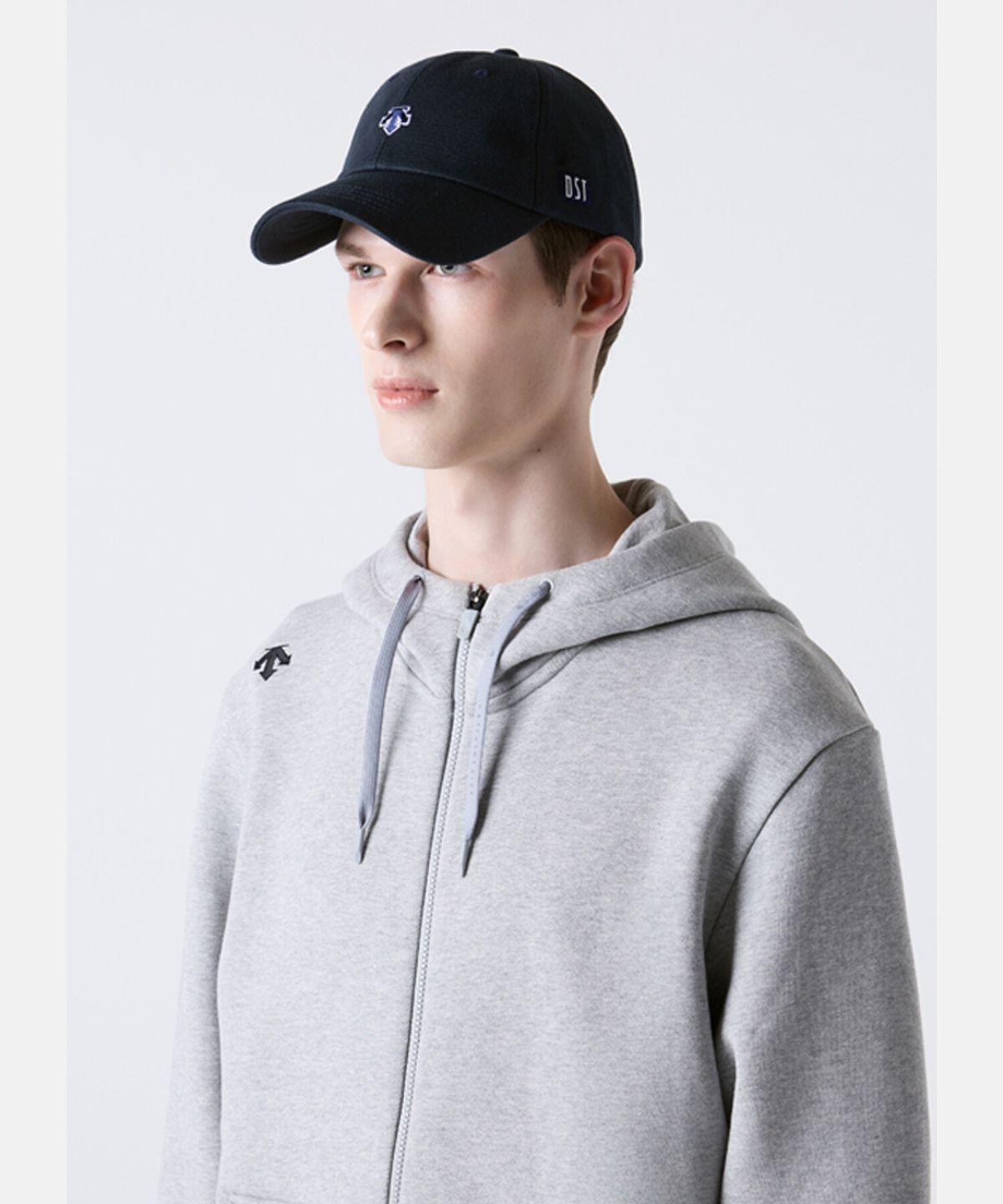 데상트(DESCENTE) 스포츠테리 로고 볼캡 블랙 SR323UCP71