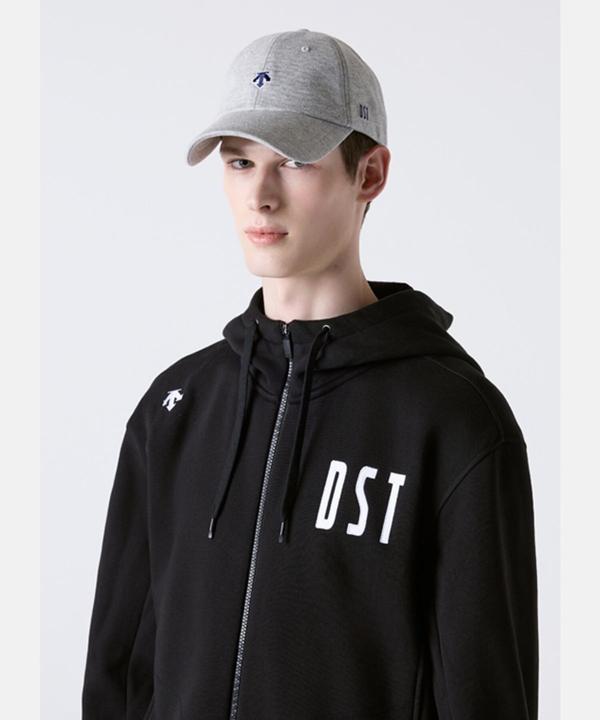 데상트(DESCENTE) 스포츠테리 로고 볼캡 그레이 SR323UCP71
