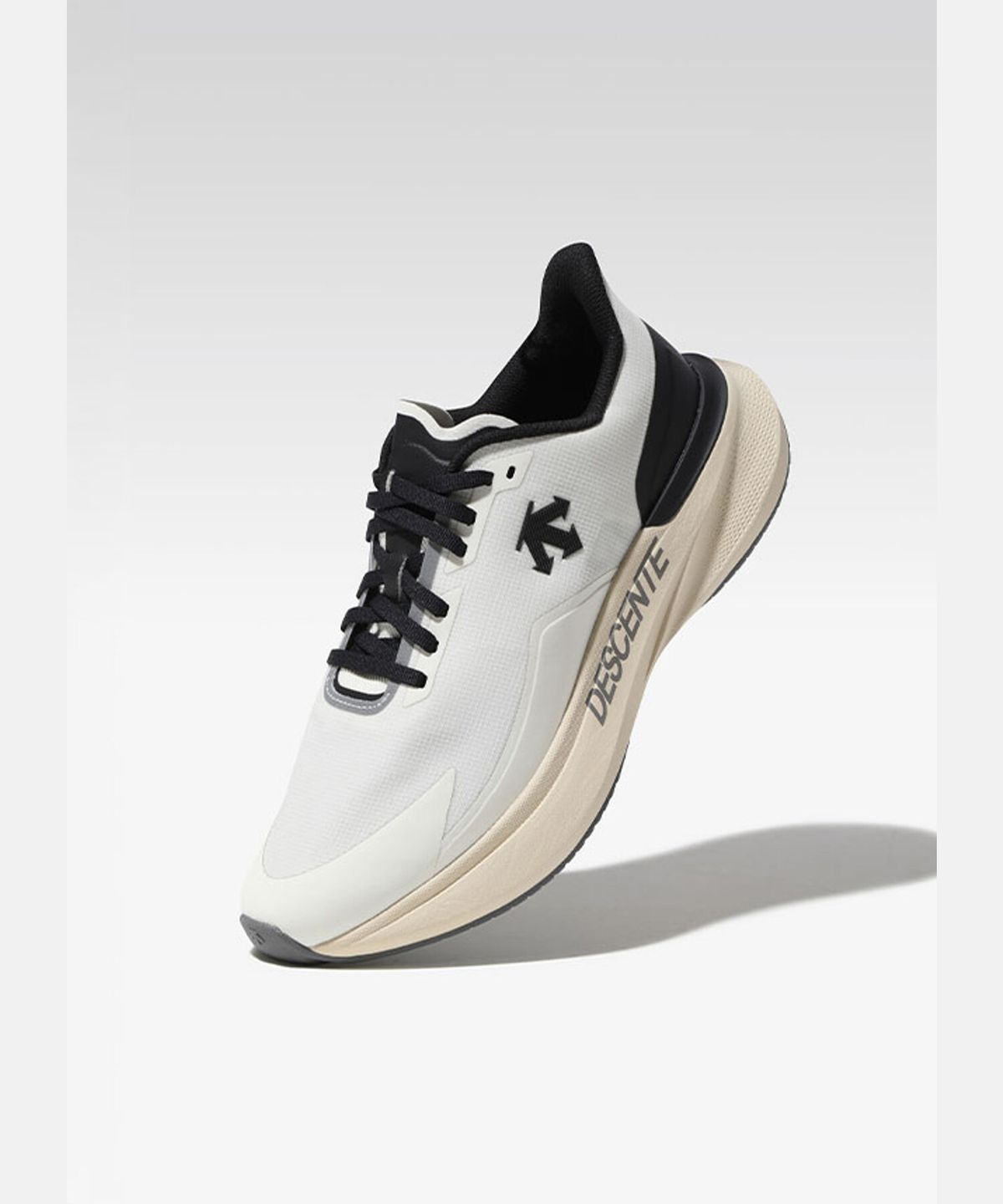 데상트(DESCENTE) 알파 서포트 V2 쉴드 크림 SR313RRN76