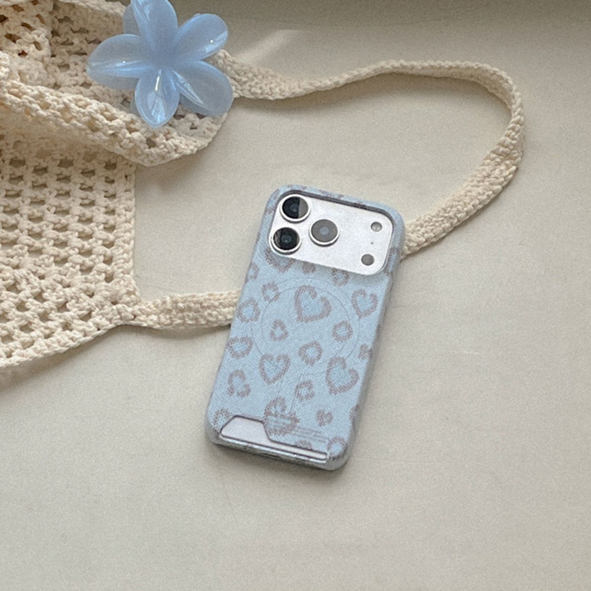 메이드모먼(MADEMOMENT) lovely leopard fabric 디자인 [맥세이프 카드수납 폰케이스]