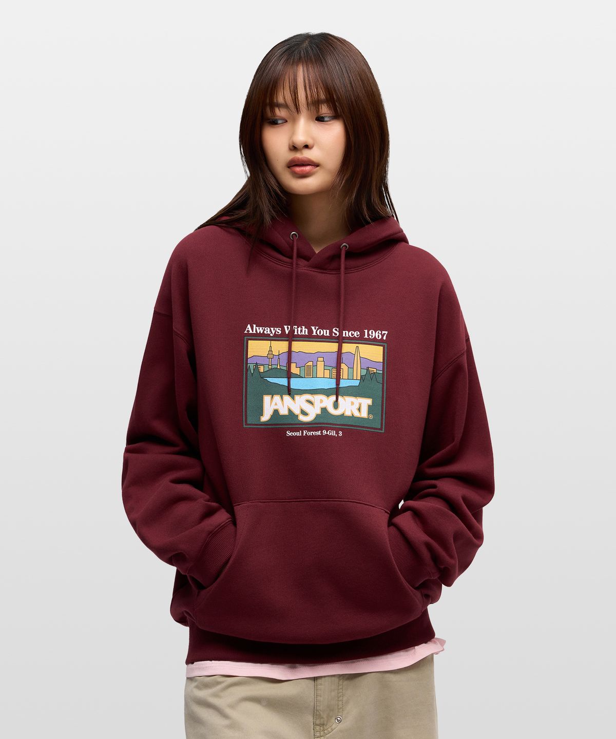 잔스포츠(JANSPORT) 시티 로고 후디 BURGUNDY