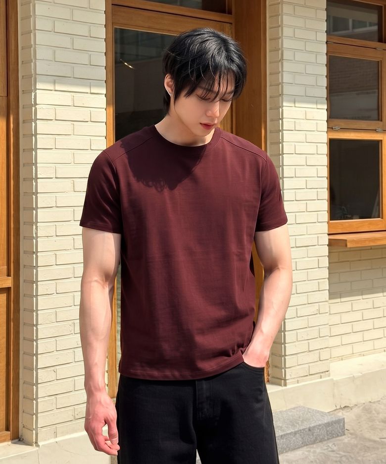 머슬핏 크롭 절개 반팔 티셔츠 버건디