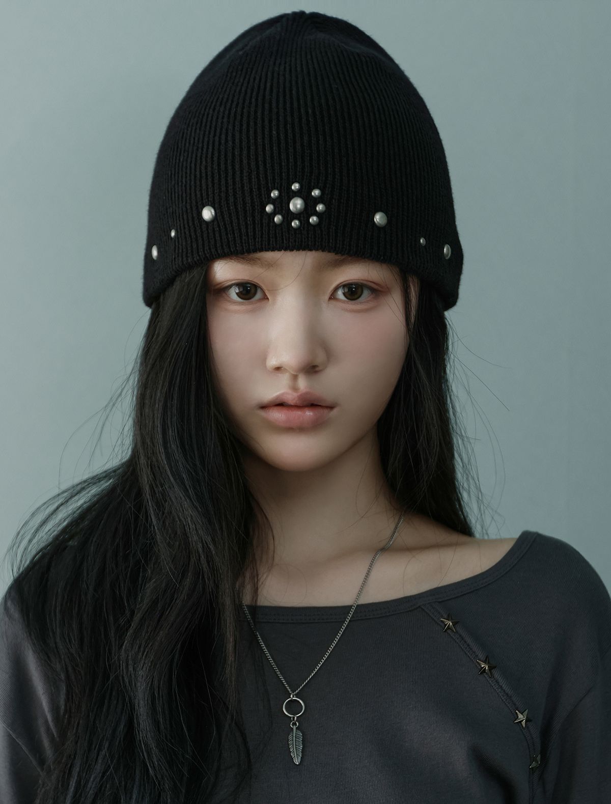 루프(LOOXP) 미니 실버 스터드 비니 블랙