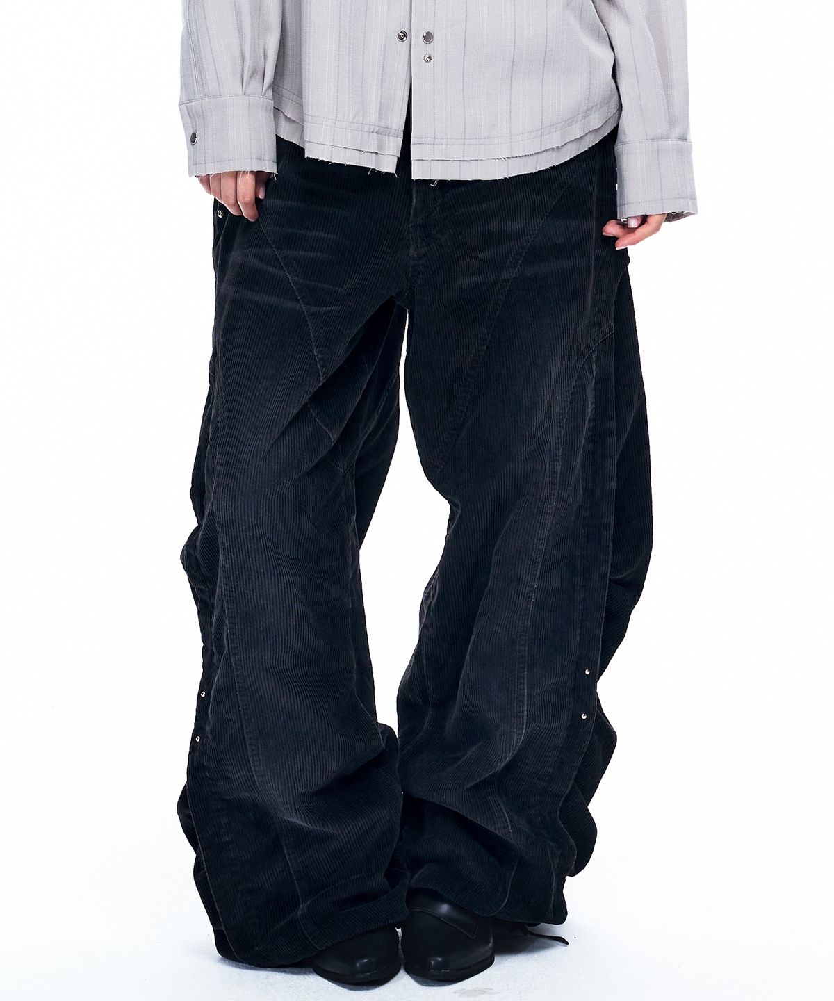 알에스에스씨(RSSC) INCISION WASHED CORDUROY PANTS - BLACK