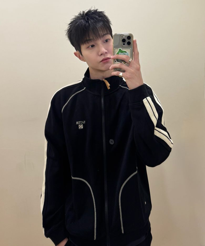 로턴 스티치 트랙 집업 자켓 블랙