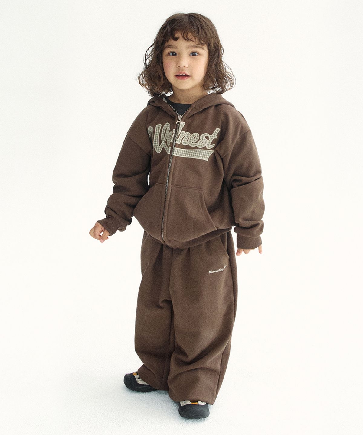 웬즈데이오아시스 키즈(WEDNESDAYOASIS KIDS) [Kids]로고 밴딩 조거팬츠_BROWN(WKB6PT01)