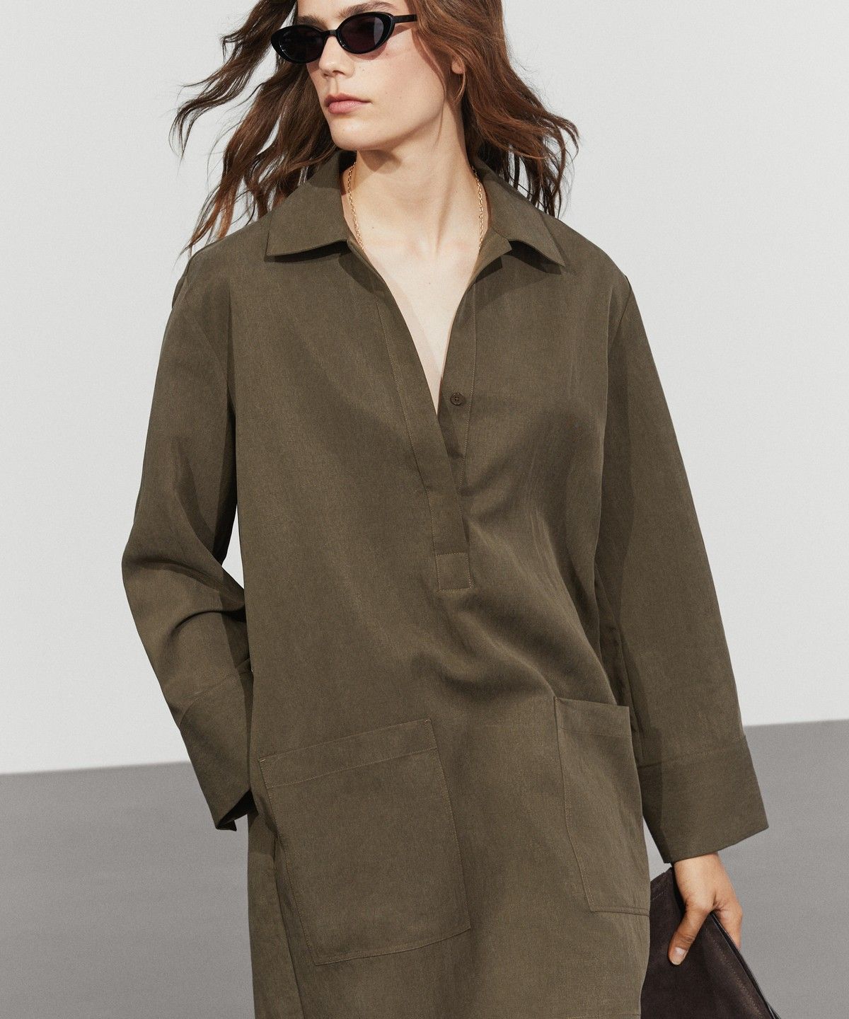 마시모두띠(MASSIMO DUTTI) 포켓 디테일 미니 셔츠 원피스