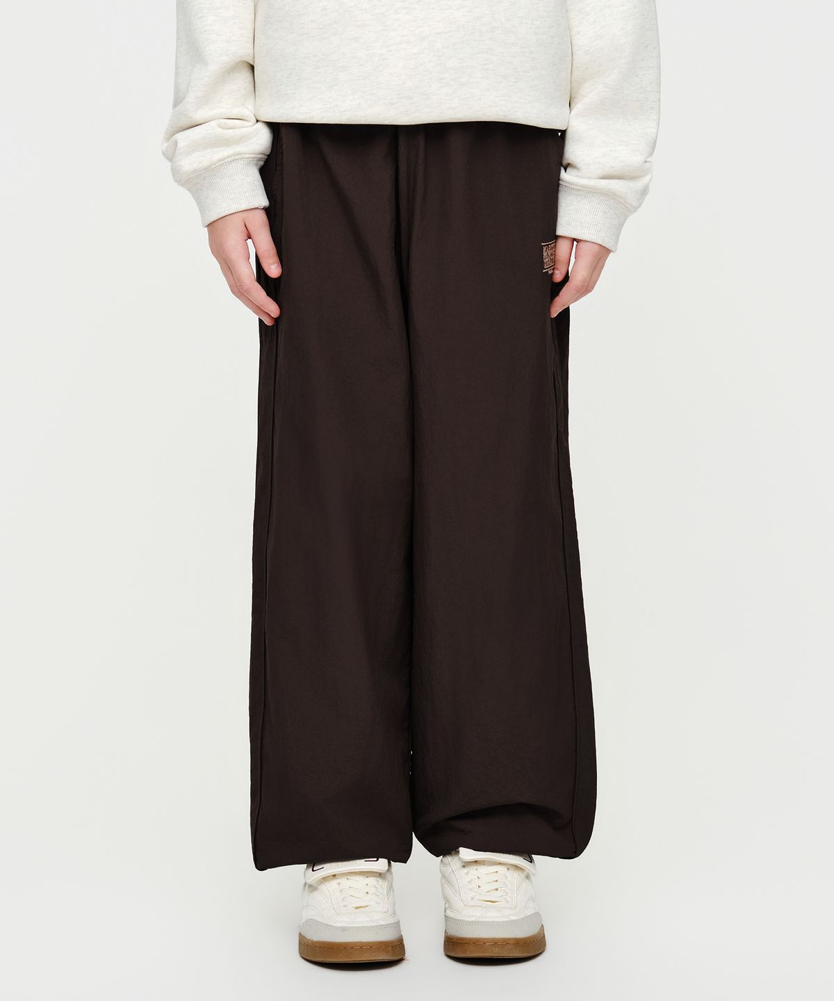마리떼 키즈(MARITHÉ KIDS) KIDS NYLON JOGGER PANTS brown