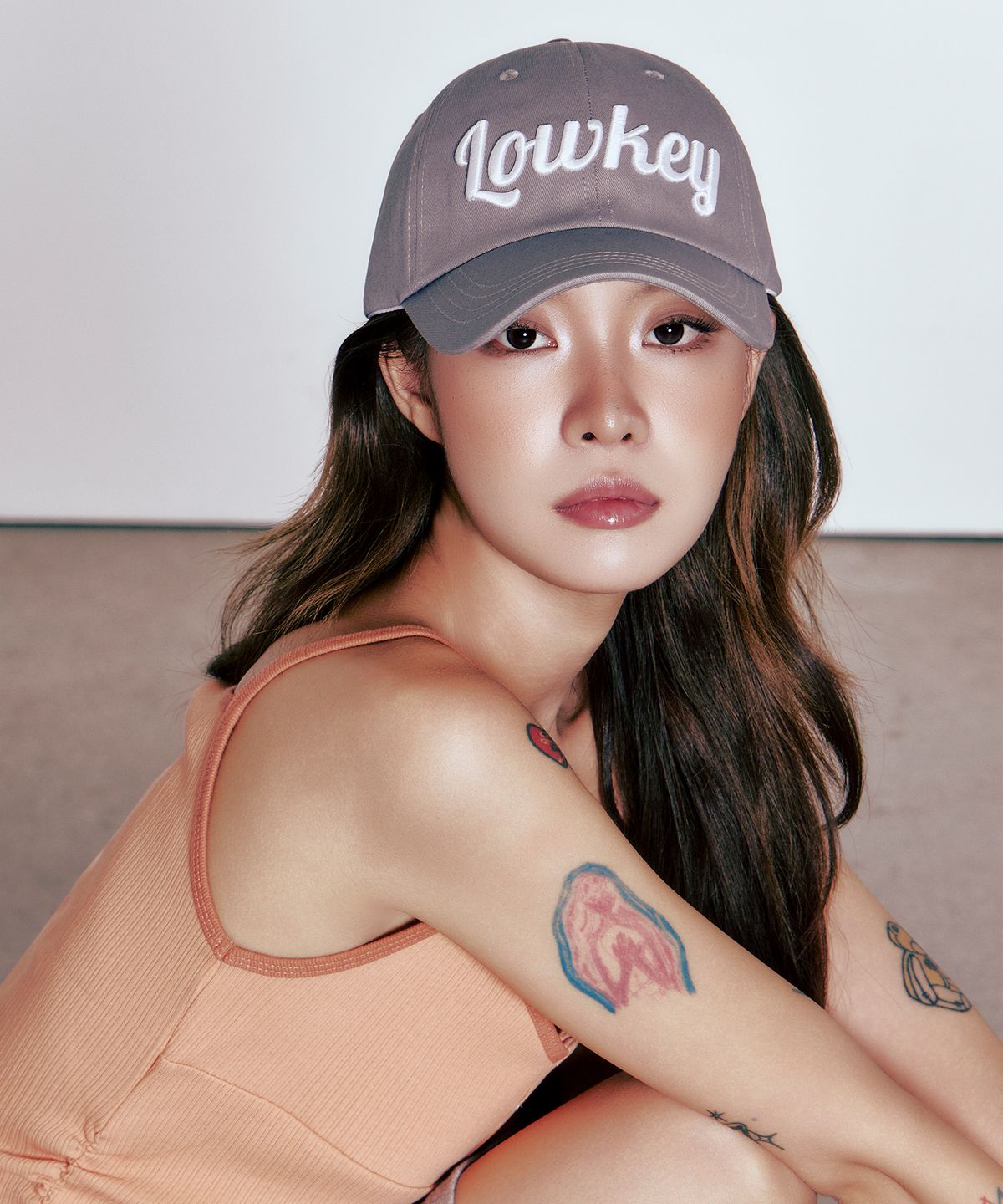 스틸로우키(STILL LOWKEY) Script Ball Cap_GRAY