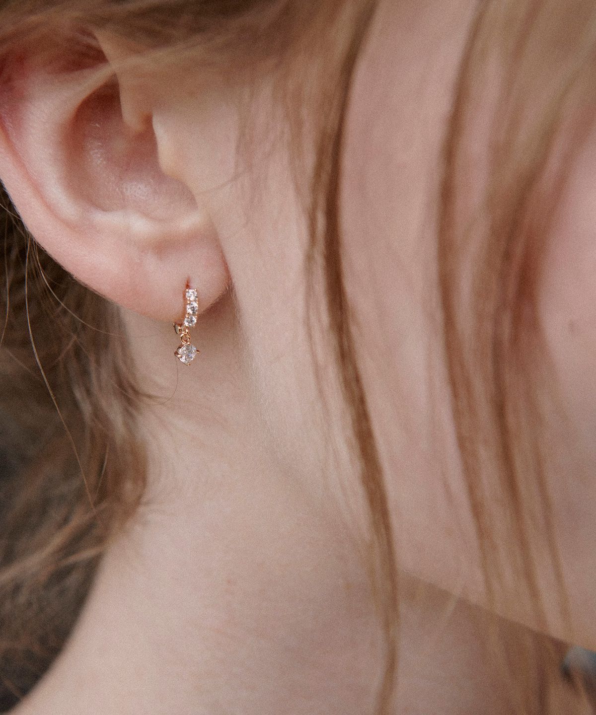 세인트스코트런던(ST.SCOTT LONDON) Drop Gleam Earrings / STJ-EB1796WG/RG