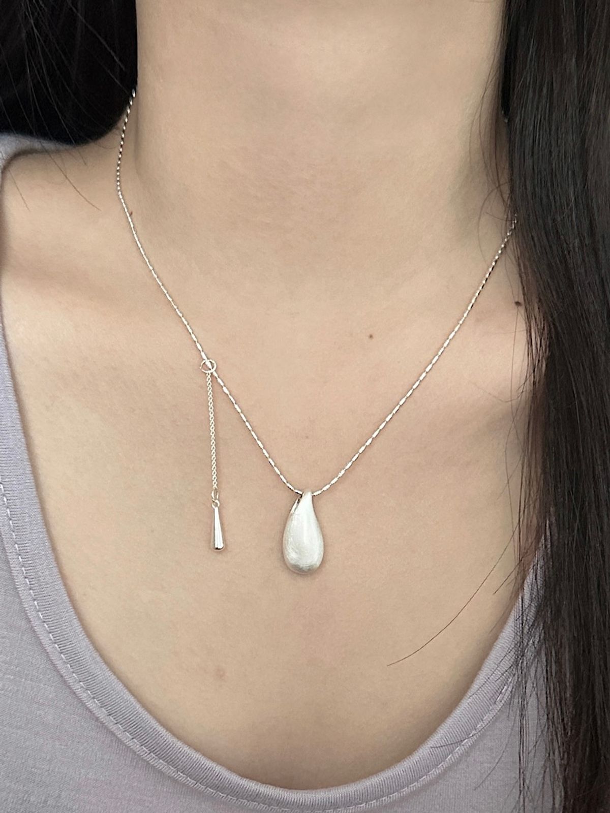 아포엠(APOEM) MATTE DROP NECKLACE