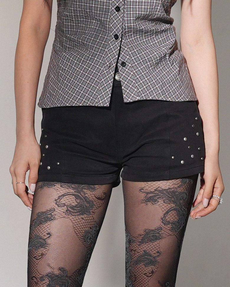 Stud Low Rise Shorts (Black)