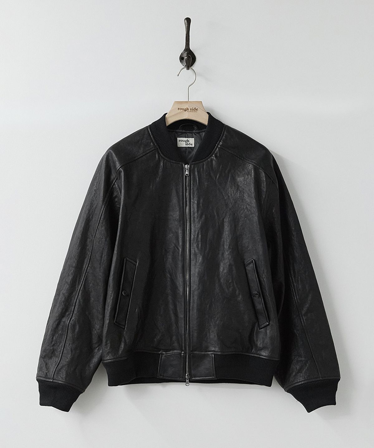 러프사이드(ROUGHSIDE) Leather Horizon Bomber Lambskin Black