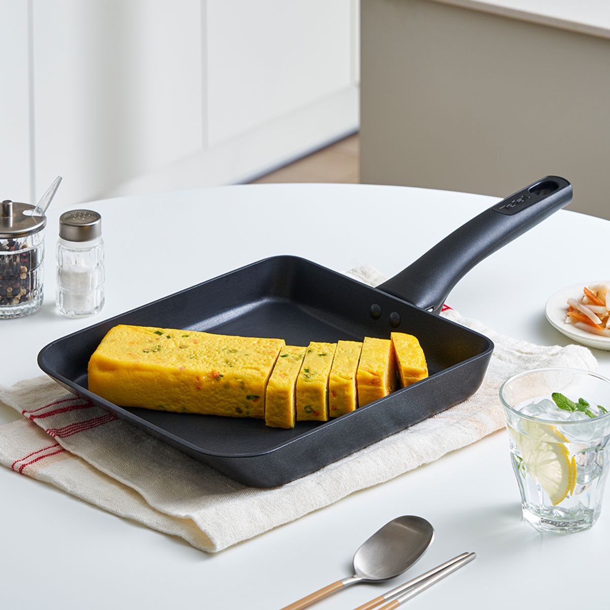 테팔(TEFAL) 인덕션 티타늄1X 계란말이팬 대형_24x21cm