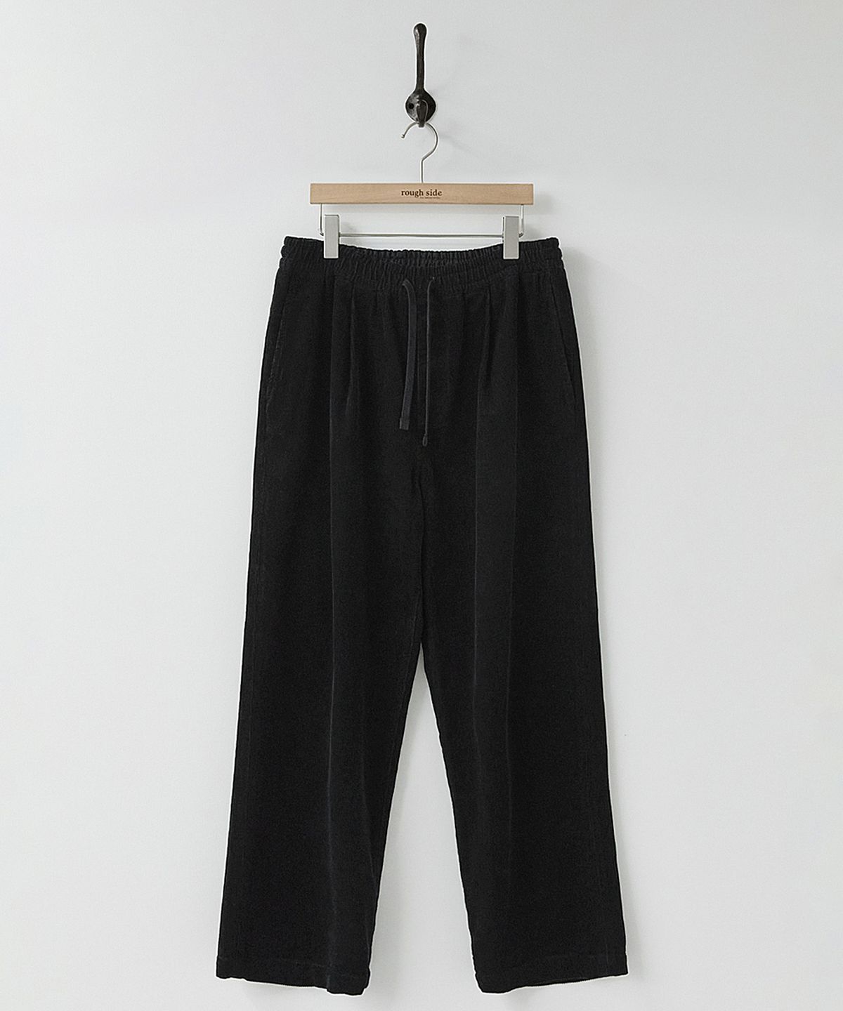 러프사이드(ROUGHSIDE) Dweller Cord Pants Black