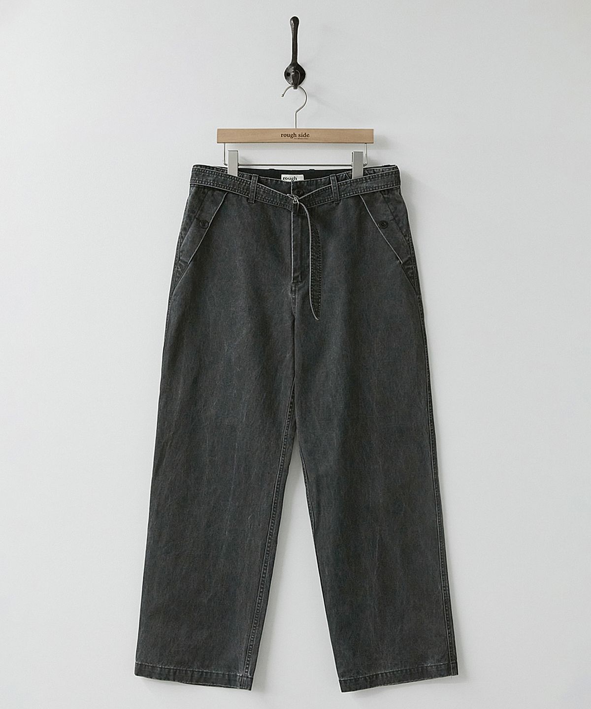 러프사이드(ROUGHSIDE) Downhill Belted Pants Charcoal
