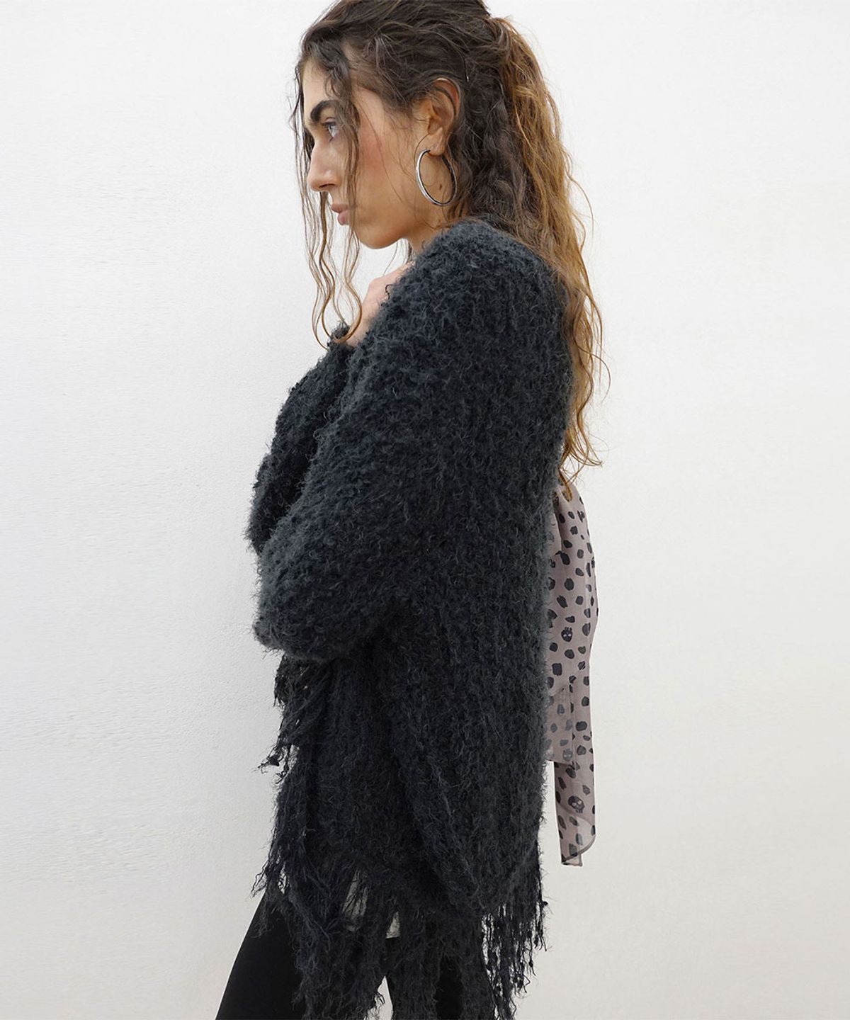 스컬프터(SCULPTOR) Fuzzy Fringe Cardigan Charcoal
