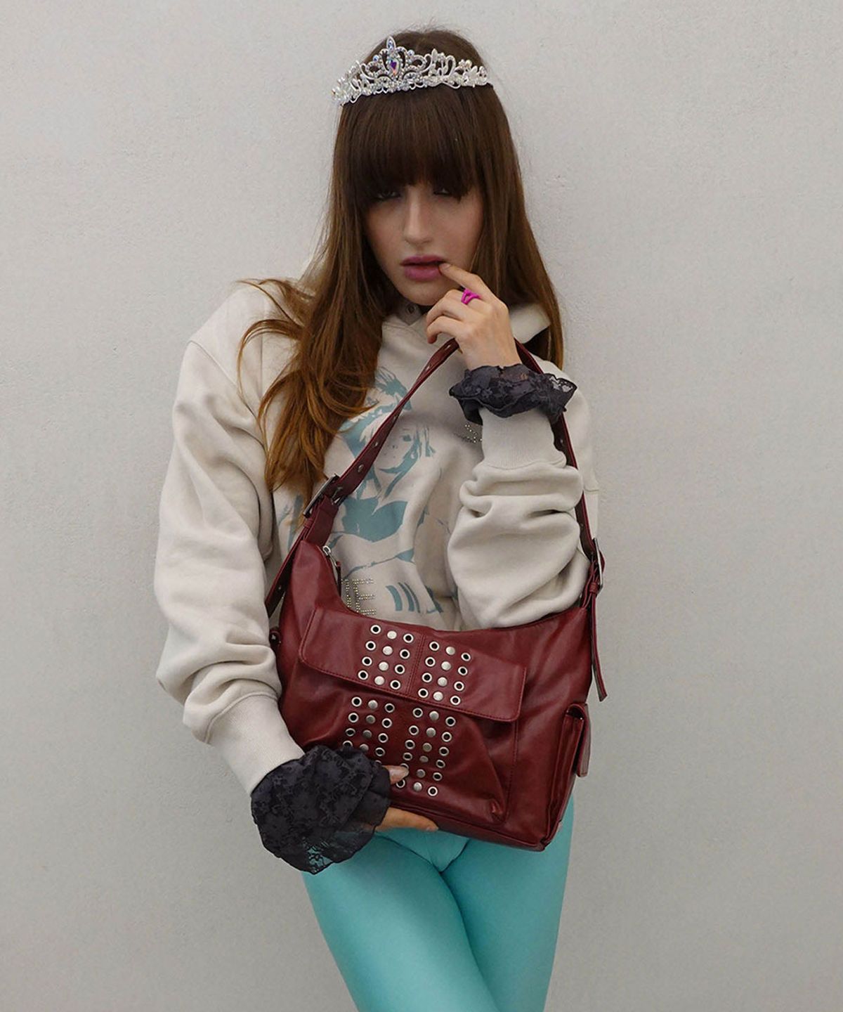 스컬프터(SCULPTOR) Stud Eyelet Shoulder Bag Red