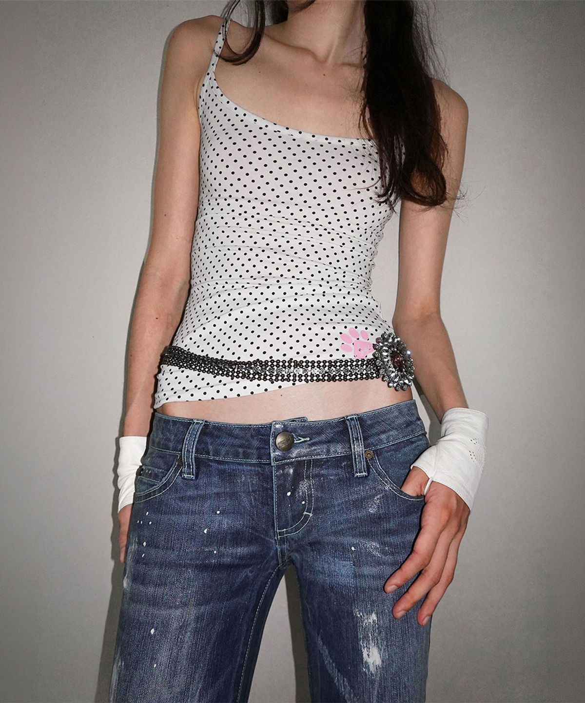 스컬프터(SCULPTOR) Sweet Kitty Dot Tank Top White