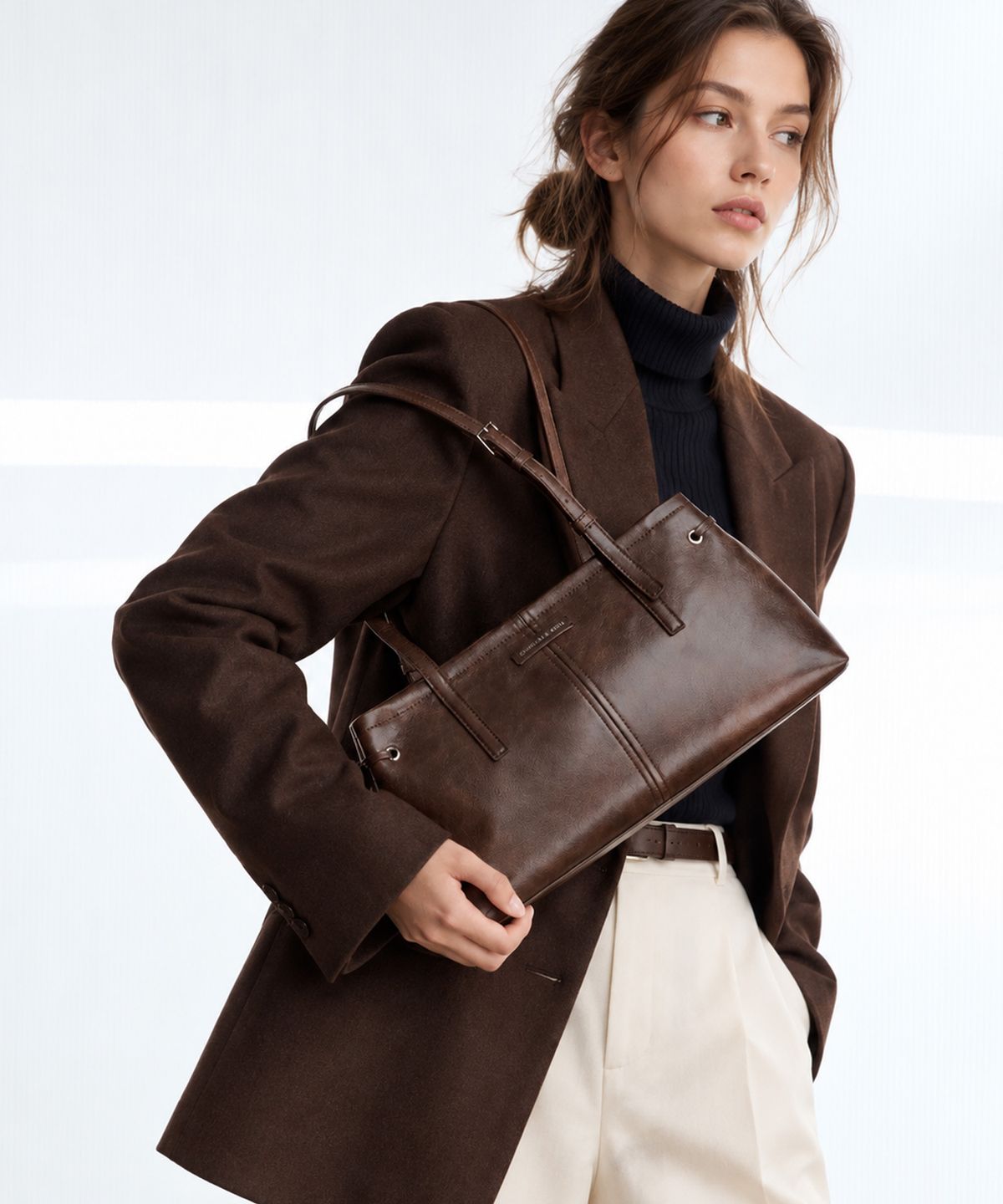 찰스앤키스(CHARLES & KEITH) 노앤 이롱게이티드 핸들 숄더백 3colors CK2-20782673