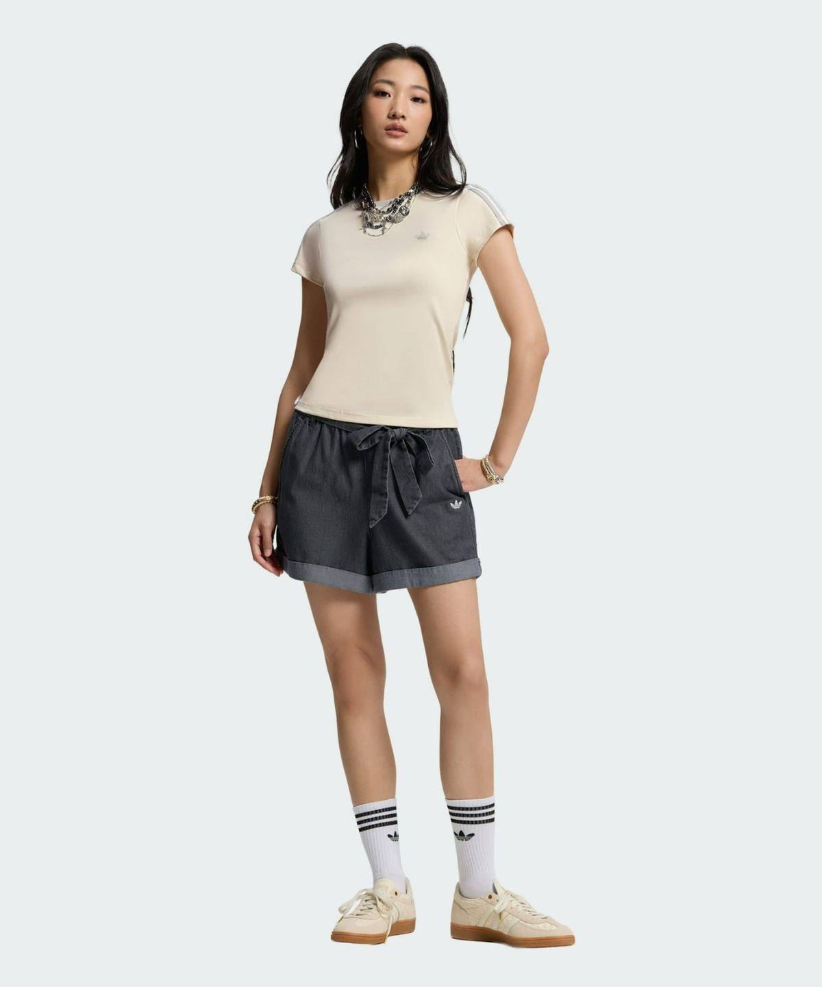 아디다스(ADIDAS) 테일러드 캘리 티 - 화이트 / KT7790