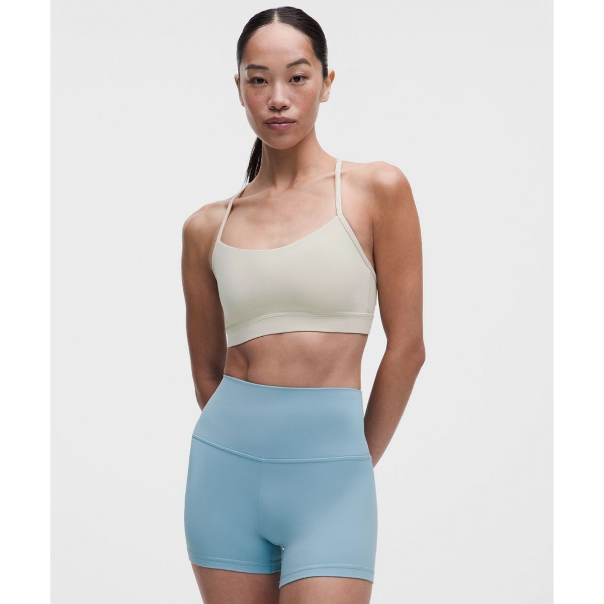 룰루레몬(LULULEMON) 플로우 Y 브라 Nulu *라이트 서포트, B C컵 아시아 핏